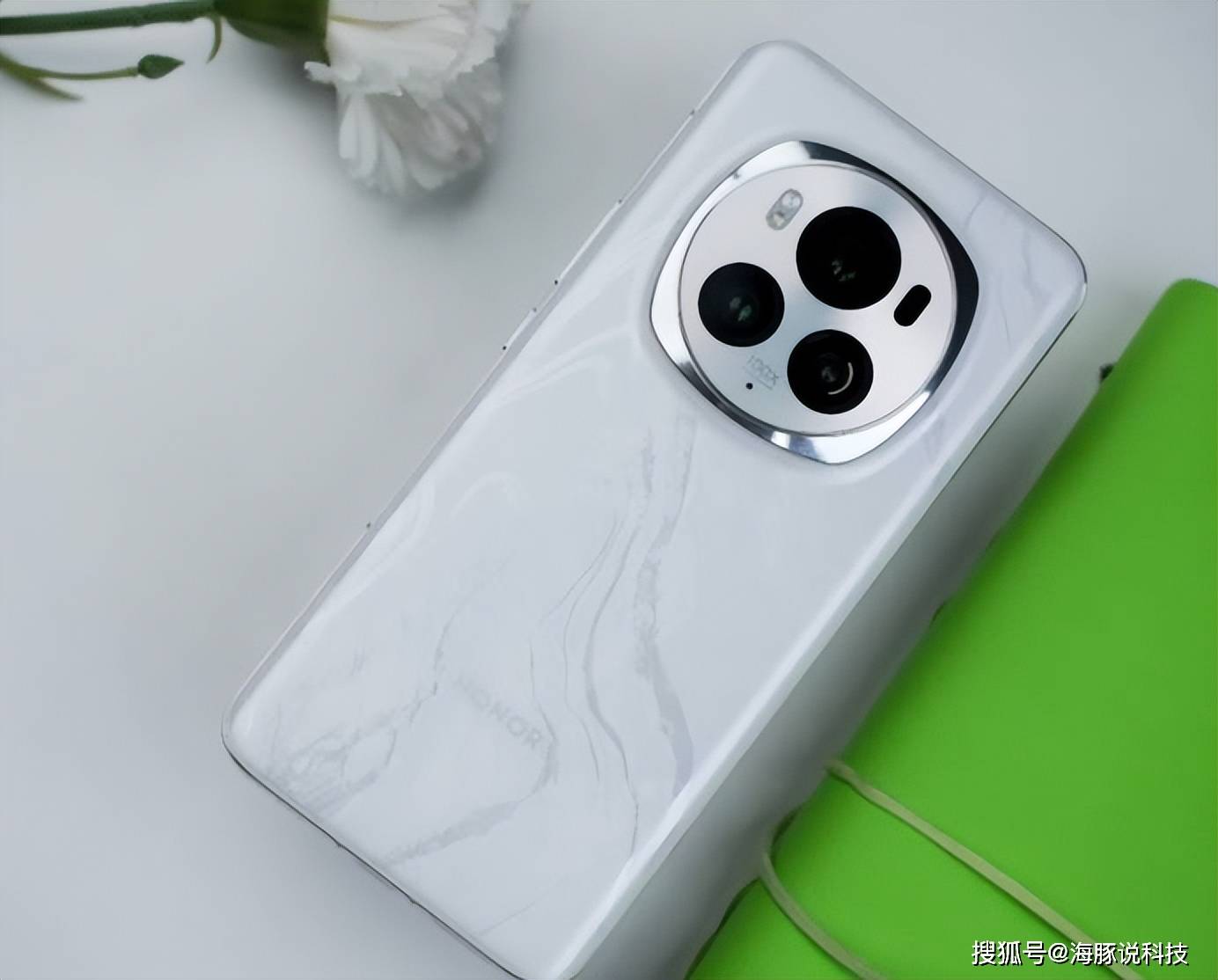 格跳水”线元档如何复刻旗舰体验？ky开元棋牌荣耀Magic6“价(图6)