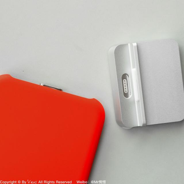 hone充电像放水杯一样简单开元棋牌这个磁吸底座 让iP(图4)